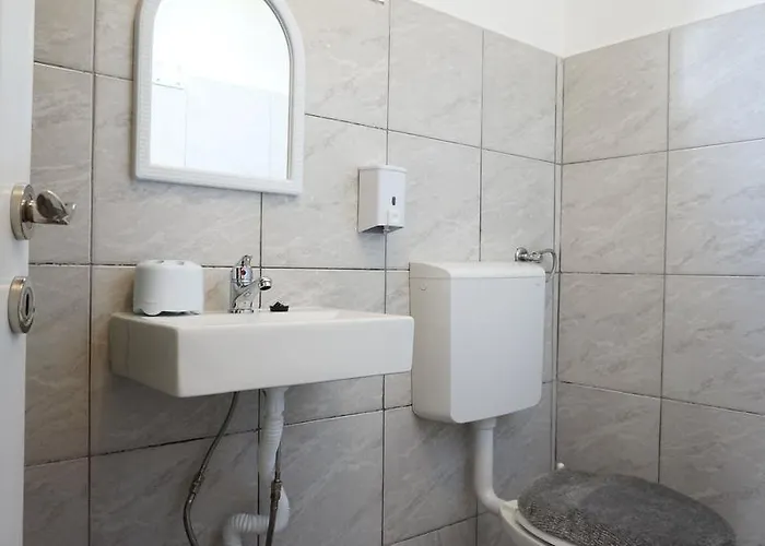 Lejlighed Red Rose Nin