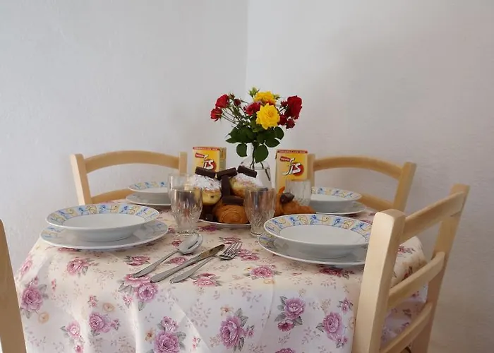 Apartament Red Rose *